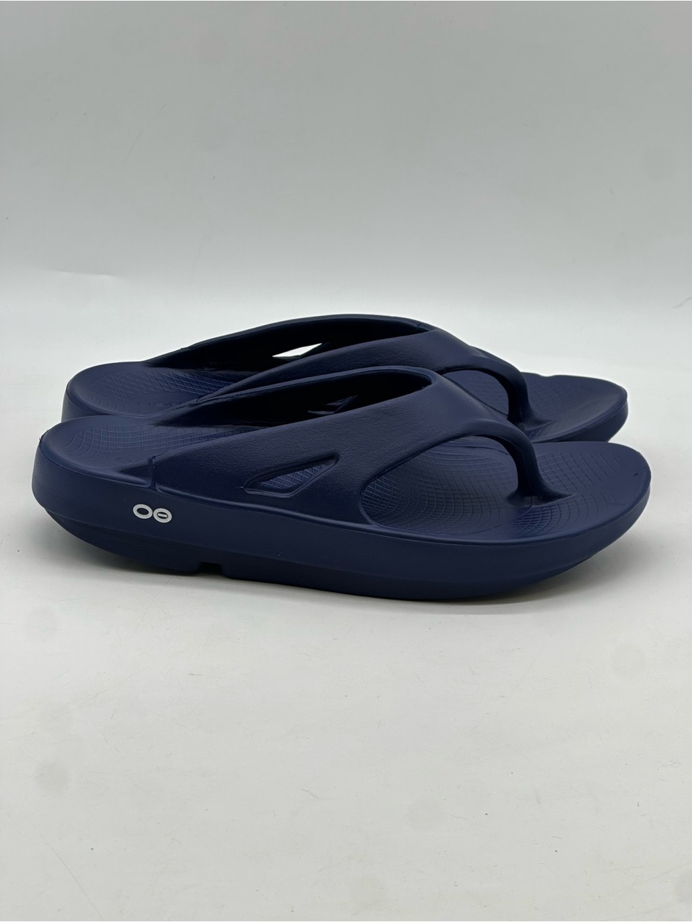 OOFOS Sandals. Size 10